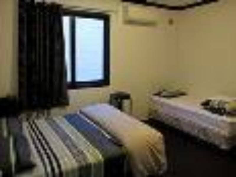 Eagles Nest Backpackers Hostel Hamilton Exterior foto